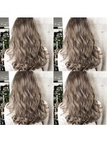 シュプバイトゥーミー(sup.by tomee)&nbsp;プラチナベージュ【担当　末吉】