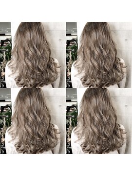 シュプバイトゥーミー(sup.by tomee) プラチナベージュ【担当 末吉】