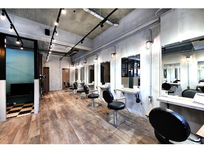 ラフィス ヘアー ティーダ 沖縄店(La fith hair tida)の写真