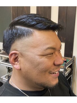 クラッパーフォーヘア(craqper for hair) スキンフェード+1ライン