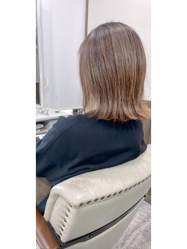 ショコラ 国立谷保(Chocolat) 切りっぱなしぱっつんボブ【ショコラオリジナル春色カラー☆】