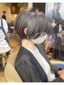 バンプ ギンザ(BUMP GINZA) 30代、40代/丸みとくびれショートボブ×グレージュ/大宮
