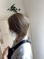 ヘアデザイン ノア(Noa)&nbsp;外ハネレイヤー×ミルクティー