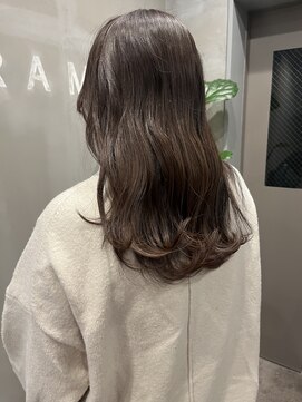 フレーム なんば店(FRAME) ◎赤みのないブラウンカラー