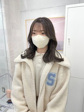 ローウェ 渋谷(Louwe) グレージュカラー♪《misaki》