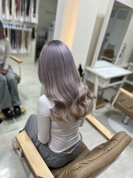 カリーナ(CARINA) ラベンダーシルバー／ハイトーンカラー