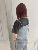 ヨーク(YOKE)&nbsp;YOKE 切りっぱなしボブ外ハネボブハイトーンベビーピンク