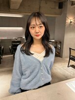 リール(rire)&nbsp;デザインカラーレイヤーカットウェットヘア夏オリーブベージュ