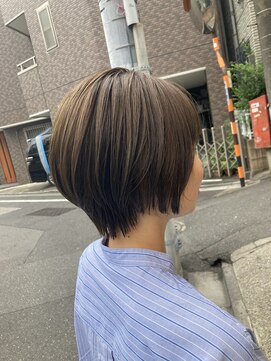 レイリー(LAiLy) ショート　スッキリ　スロウカラー