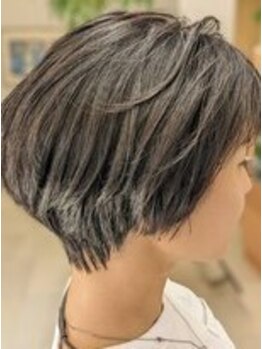 グラムゼロの写真/リーズナブルにうねり、広がりを改善！寝ぐせもつきにくく、朝も楽ちん♪乾燥する季節でもサラサラな髪へ★