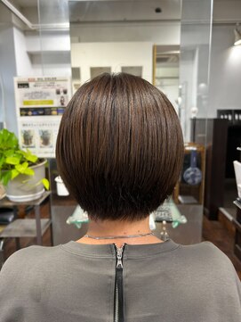 ウィズヘア パティオ店(WITH-HAIR) 前下がりグラデーションボブ