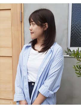 ピーロ(piilo) 顔周りレイヤーで下ろし髪も楽しむ◯