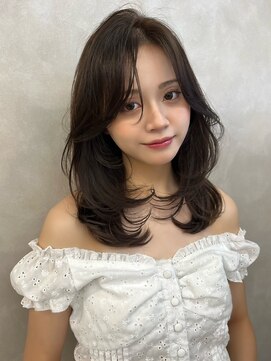 オムニス 表参道(Omnis) ハイレイヤー/ミディアム・ロング/20代/30代/顔周り・フェイス