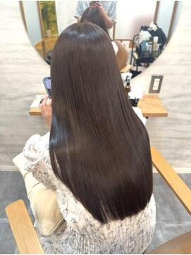 ジーナ 福岡千早(Zina) 艶髪ストレート