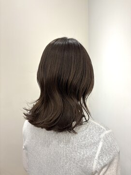 リリアーナ(LILIANA) アッシュブラウン アッシュベージュ ヘアカラー 髪質改善