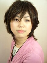 スロウ(sloe)&nbsp;毛先の遊びで差がつく、立体的カジュアルヘア