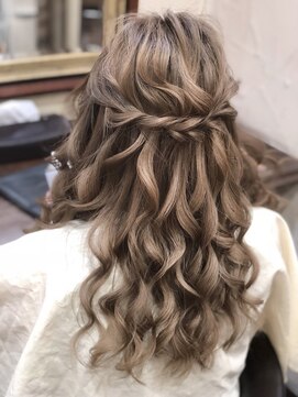 セットサロンエース(Set salon Ace) 量産型ウェーブハーフアップ☆