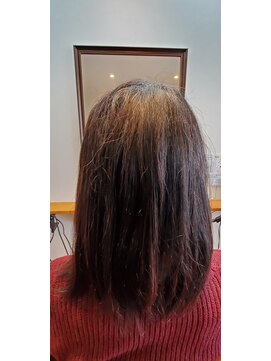 エイチビーエス 徳島(HBS) 【髪質改善専門店◆Nubia】縮毛矯正-施術前-