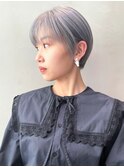 シルバーショート_くびれヘアツートンカラー_ba387961