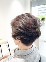 ストフ(stof)&nbsp;酸性パーマ/刈り上げショート。