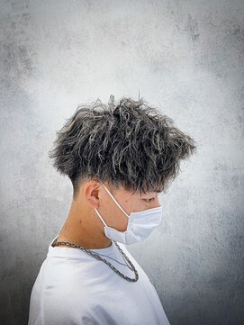 ピースバイラフトーキョウ(V by RAF Tokyo) メンズパーマ