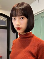 アンプラグド(unplugged)&nbsp;切りっぱなしの暗髪ボブ