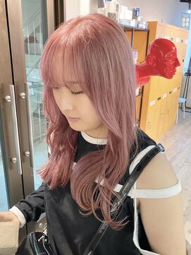 コワファースト長崎シャンプーボーイ 2nd(COIFF1RST 長崎 SHAMPOO BOY) 長崎 ケアブリーチ 韓国ヘア ピンクベージュ ダブルカラー