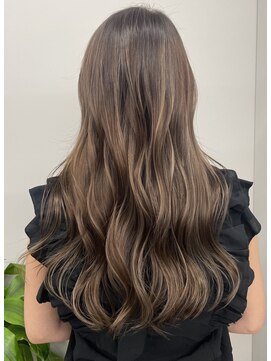 リリット(ReLit) くすみベージュマロンベージュホワイトブロンド細めハイライト