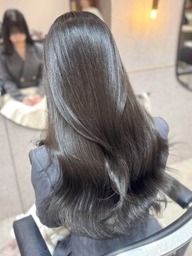 ルームバイシー 新宿(Loom. by Sea) イメチェン×美髪[ワイドバング/韓国/新宿/顔まわり]