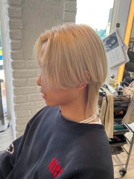 インク サカエ(inq sakae) ブリーチホワイトグレージュ