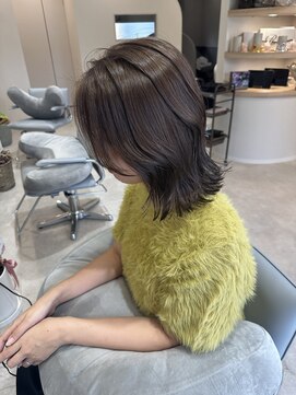 ベル サウス(BHEL south) 津久居韓国レイヤーカット顔周りレイヤーボブベージュカラー