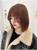 切りっぱなしボブ/ぱっつんボブ/顔まわりレイヤー/透明感/顔周り