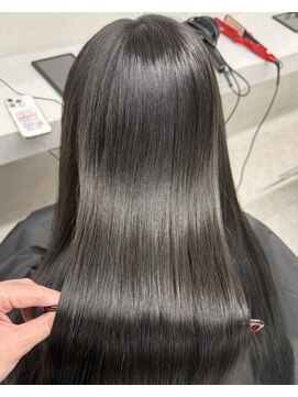 ノアル 大宮店(NOAHL) ダークグレー／髪質改善　M