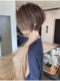 40代50代60代小顔前下がりショートボブ白髪ぼかし【伊波】