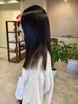 フィーカ(FIKA)&nbsp;【広がりを抑えて上品にまとまるストレート】#縮毛矯正