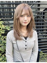 オーセンヘア(AUTHEN.HAIR) (mutsumi.)ミディアムレイヤー*やわらかベージュ