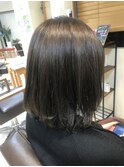 外ハネボブ スモークグレージュ