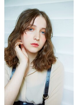 ラレイ(Lalei) 【La lei】クラシカルベージュカラー