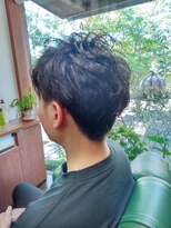 ナンバーエイト(number eight)&nbsp;モテ髪ツーブロック束間ショート×くせ毛パーマ風メンズカット★