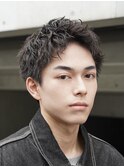 スパイキーショートツイストスパイラルパーマ短髪ツーブロック