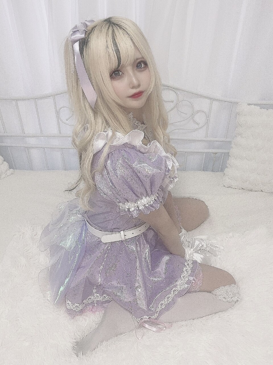 ホワイトブロンド#黒メッシュ#エクステ#地雷#量産#コンカフェ嬢