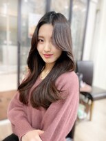 ハピネス 梅田茶屋町店(HAPPINESS)&nbsp;韓国ヘア　レイヤーカット　センターパート前髪　ブリーチなし