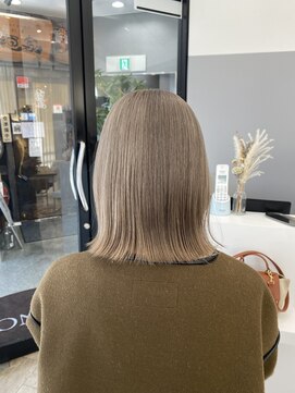 アヴァンス 広島本通店(AVANCE.) ボブ × 寒色beige