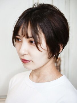 アリイ(ali'i) 丸みショート