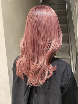 フェンヘアーアイス 中目黒(Fen.hair ici) 20代30代ソフトウルフ肩ラインダブルカラーピンクカラー