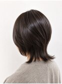 艶髪で魅せる大人可愛いウルフレイヤースタイル
