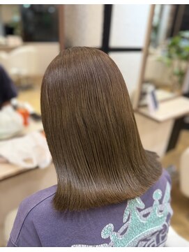 シュヴー 築地(CHEVEUX) 【築地】 ツヤ髪/20代/30代/透明感カラー