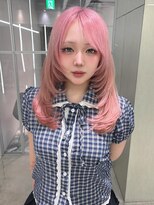 ジェム(GEM)&nbsp;【暖音】レイヤーカットとホワイトピンクで被らないスタイル