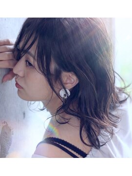 ステイシー(STACY) STACY くびれセミディx ヘルシーレイヤーx耳かけx大人かわいい