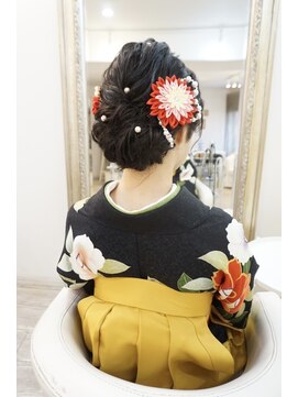 ヘアアンドメイクジップ恵比寿 (Hair＆Make ZIP) ウェーブシニヨンアップ　ヘアセット